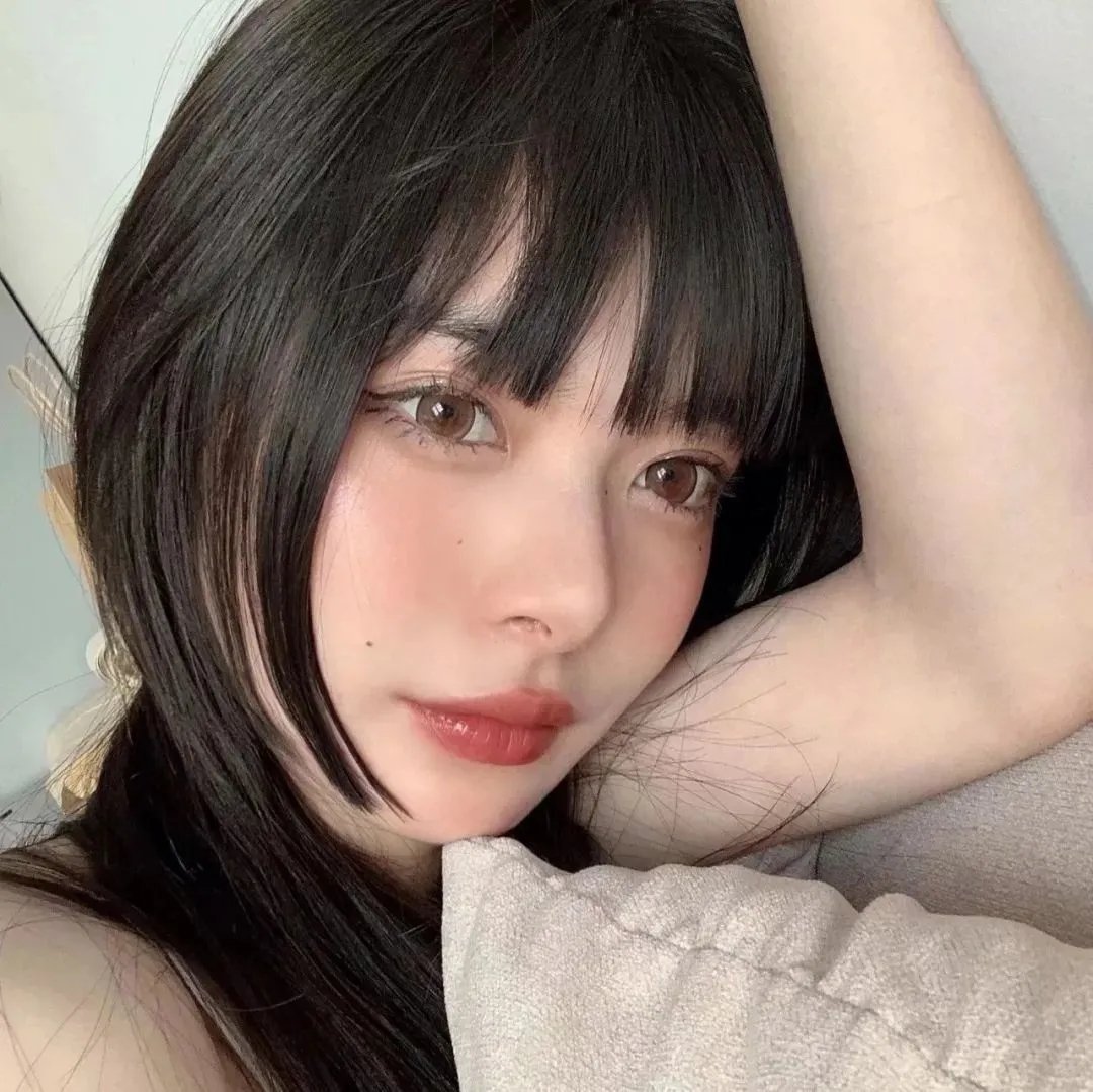 金爪女郎